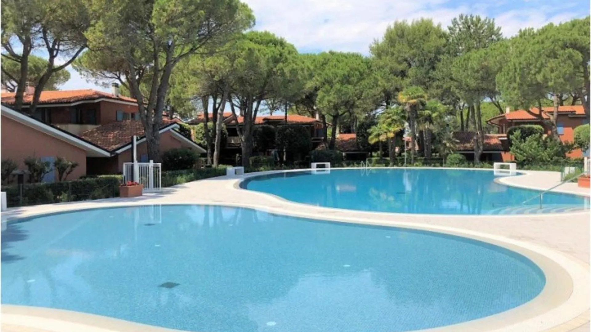 Your Holiday In An Amazing Residence Bibione Apartment