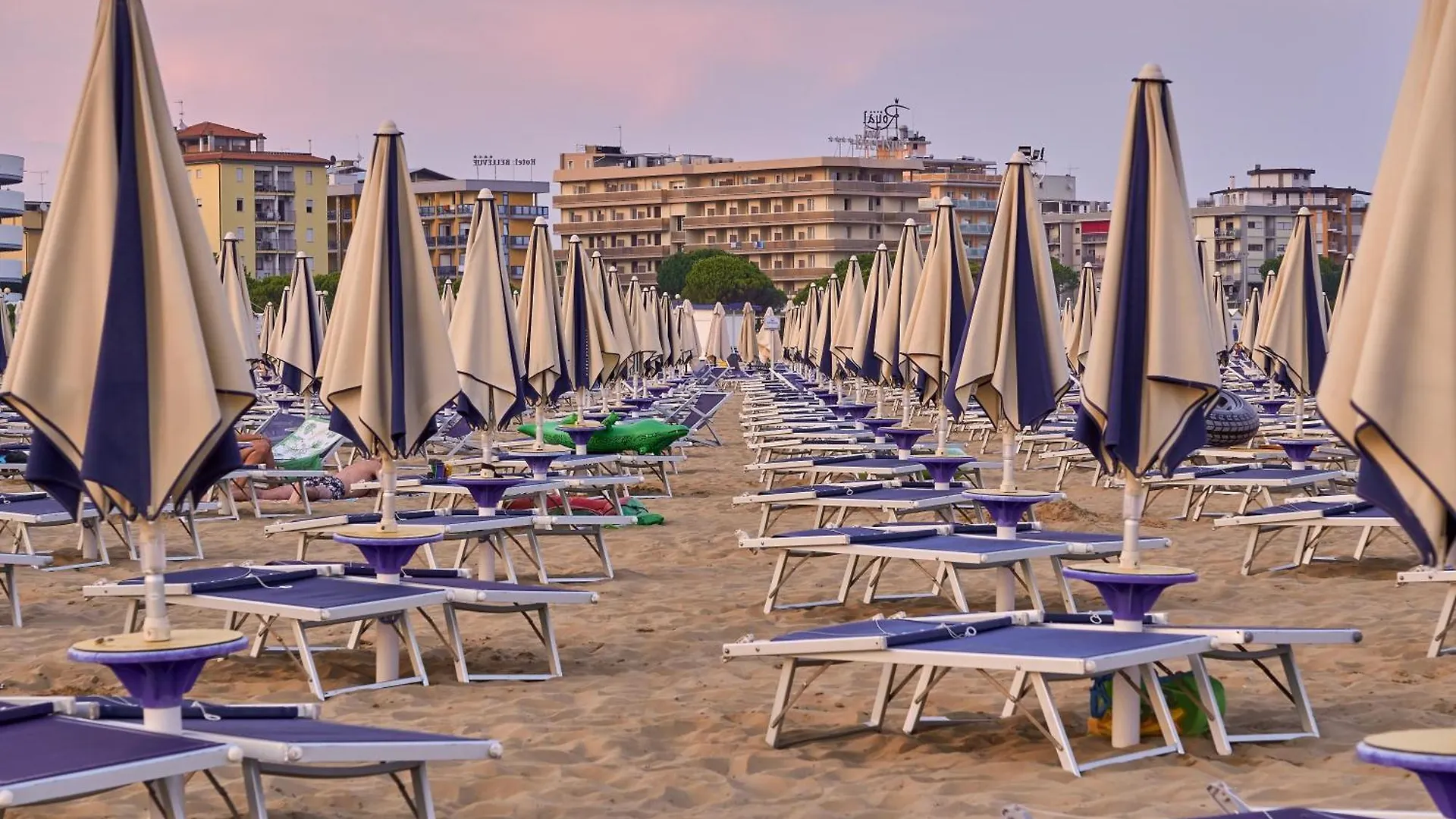 Your Holiday In An Amazing Residence Bibione Apartment